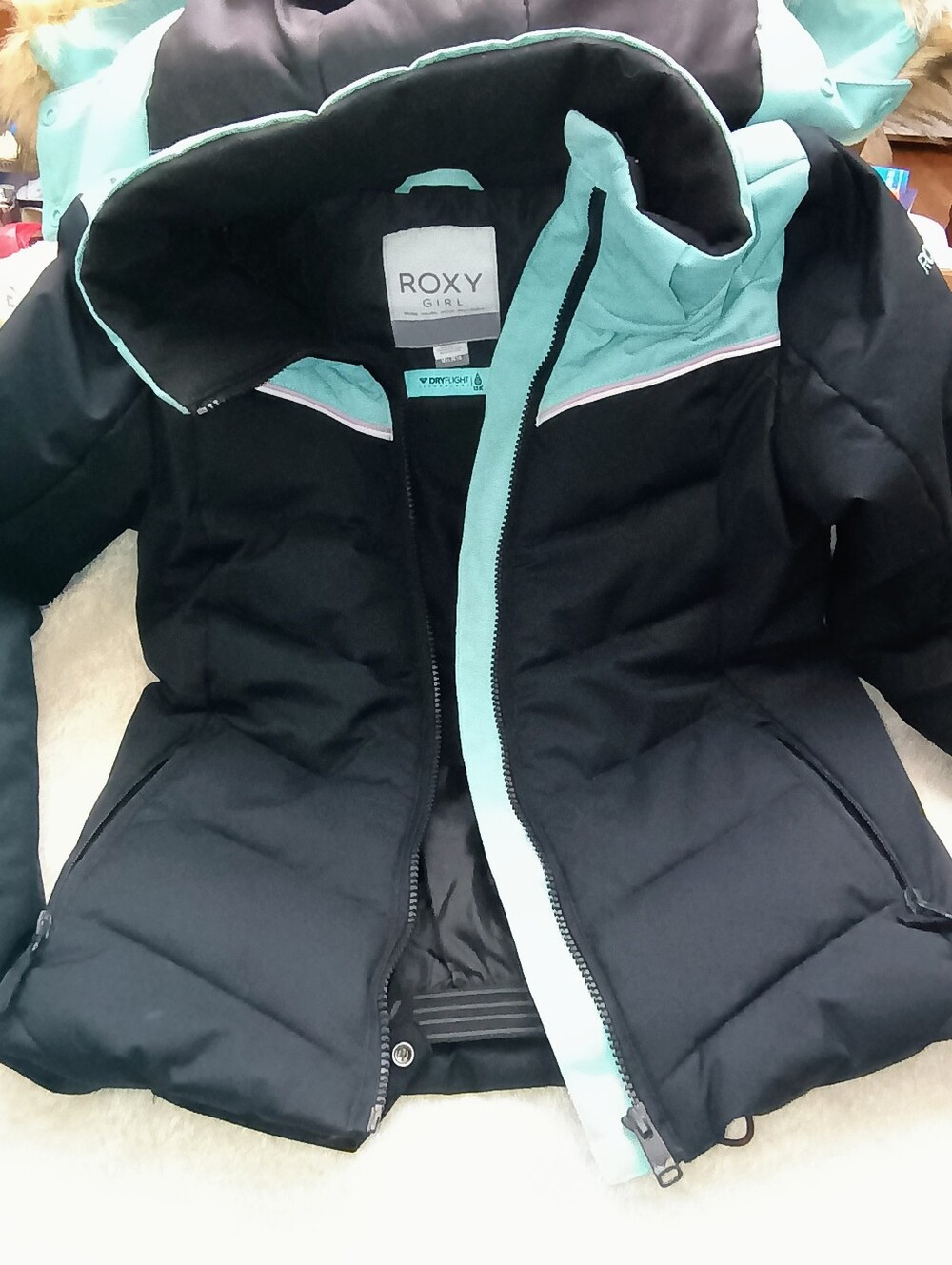 Roxy Girl DryFlight Insulated Ski Snowboard Jacket Size 12 / Large Black Mint